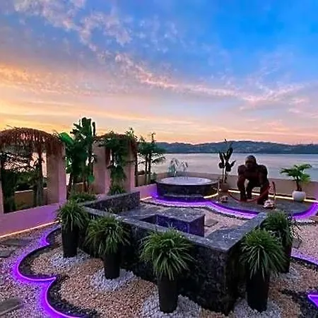 Paradise 3*